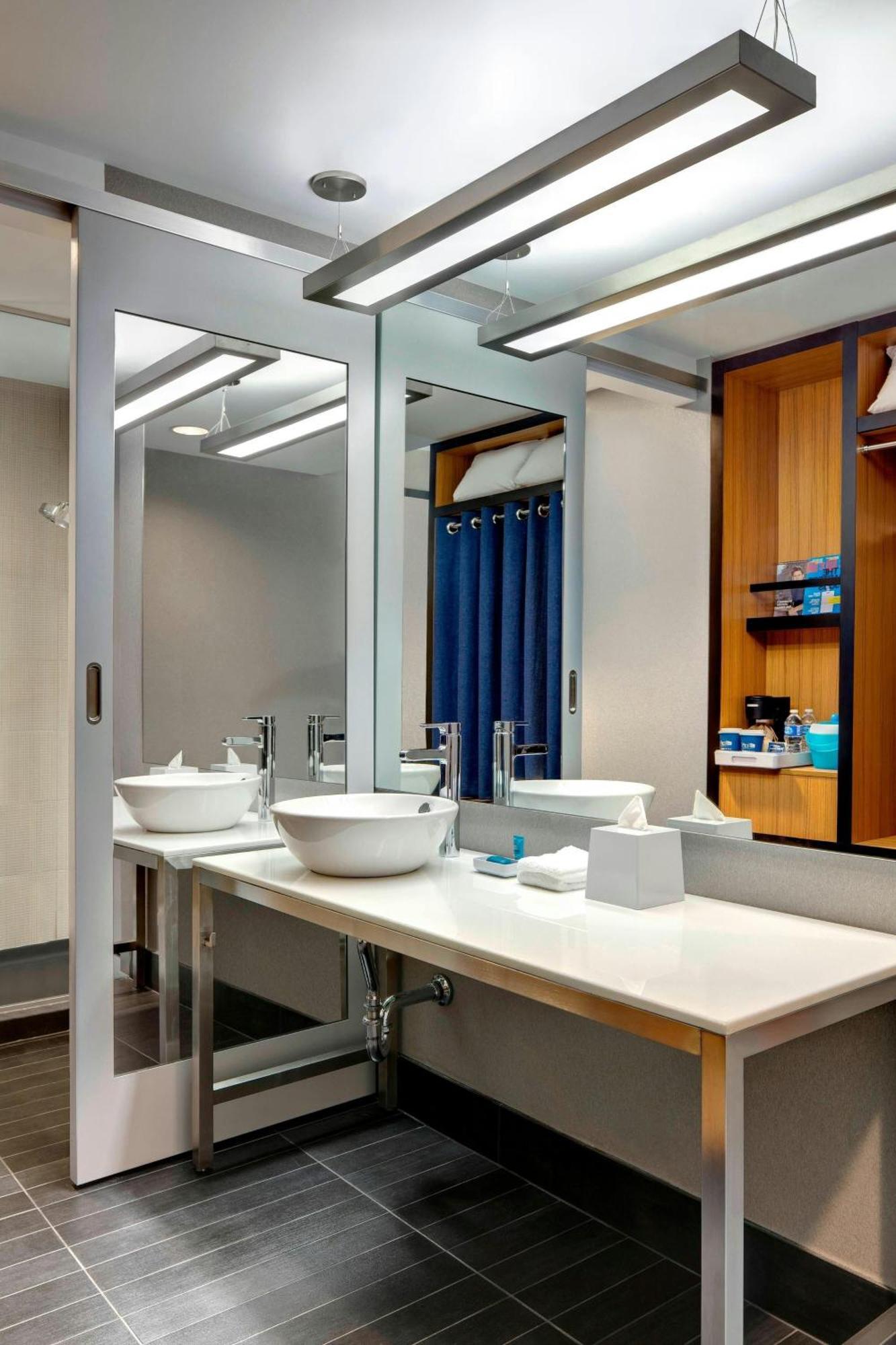 Aloft Brooklyn Hotel New York